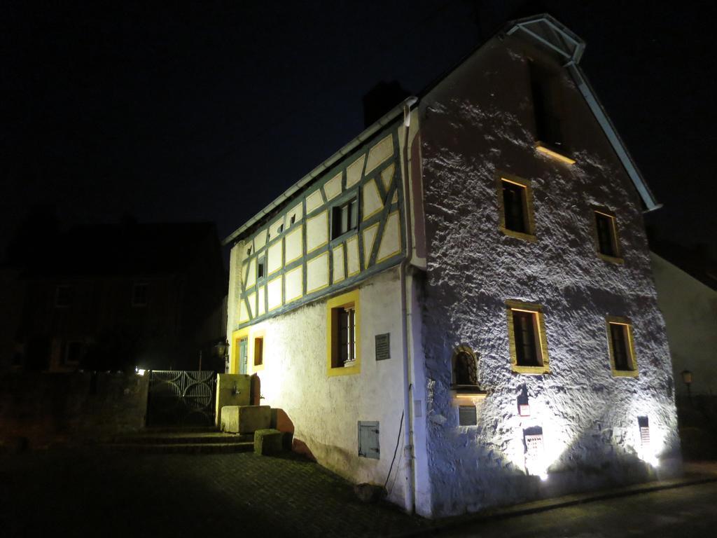 Ferienwohnungen Haus Hinneres Schalkenmehren Eksteriør billede